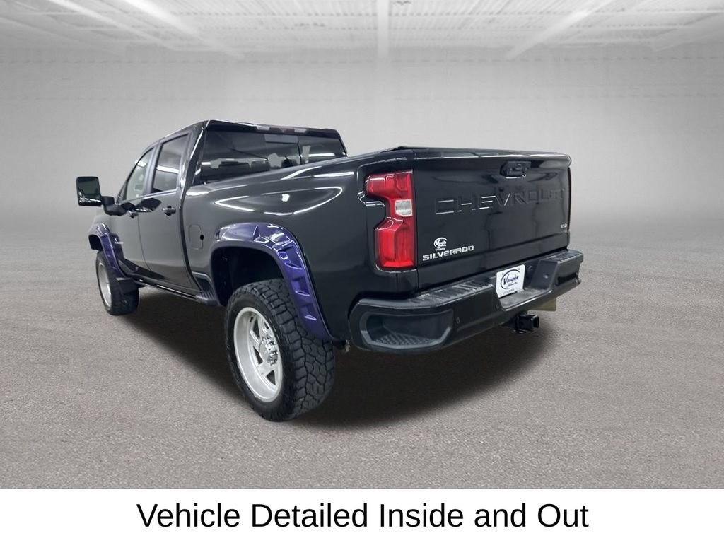 Used 2022 Chevrolet Silverado 2500 LTZ w/ Carhartt Edition AWD/4WD image 9
