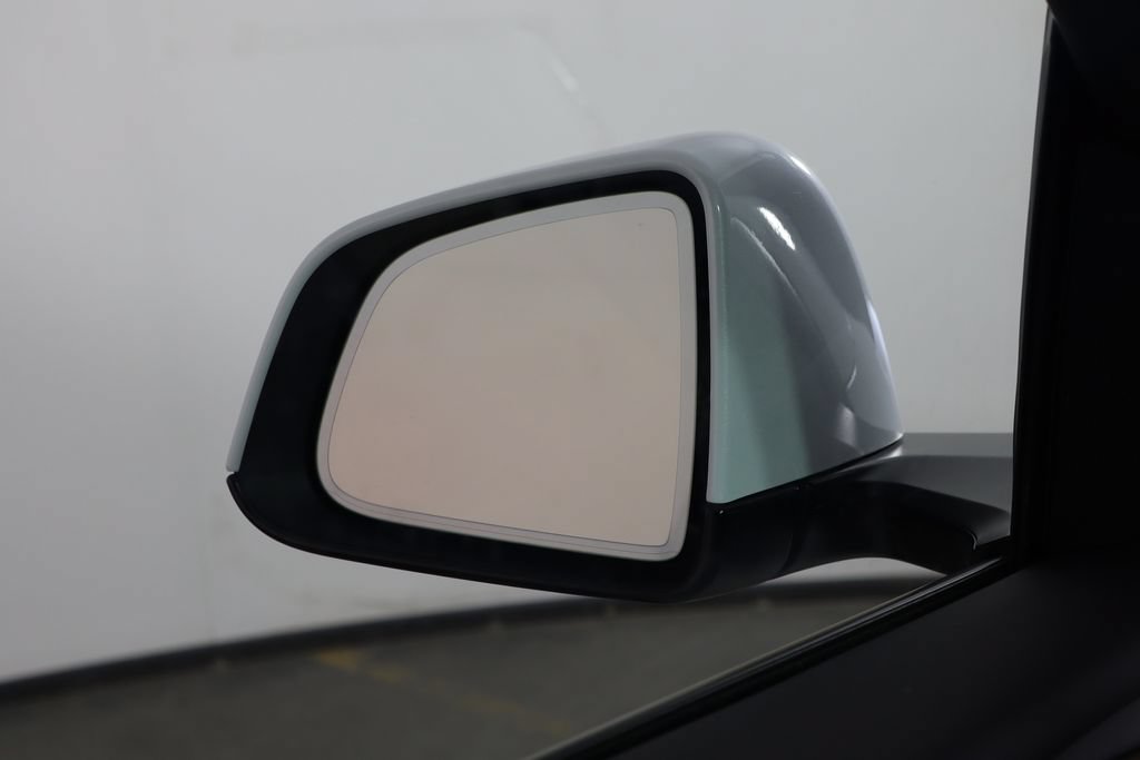 Used 2023 Tesla Model Y Performance AWD/4WD image 45