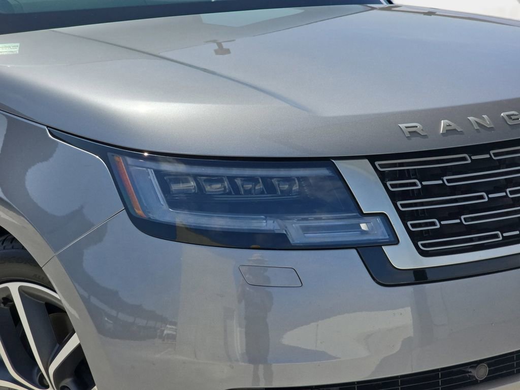 Certified 2024 Land Rover Range Rover SE AWD/4WD image 33