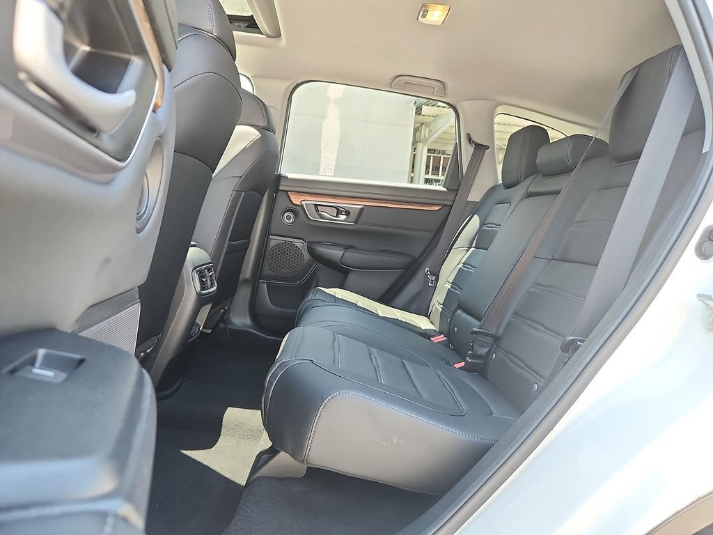 Used 2022 Honda CR-V Touring image 6