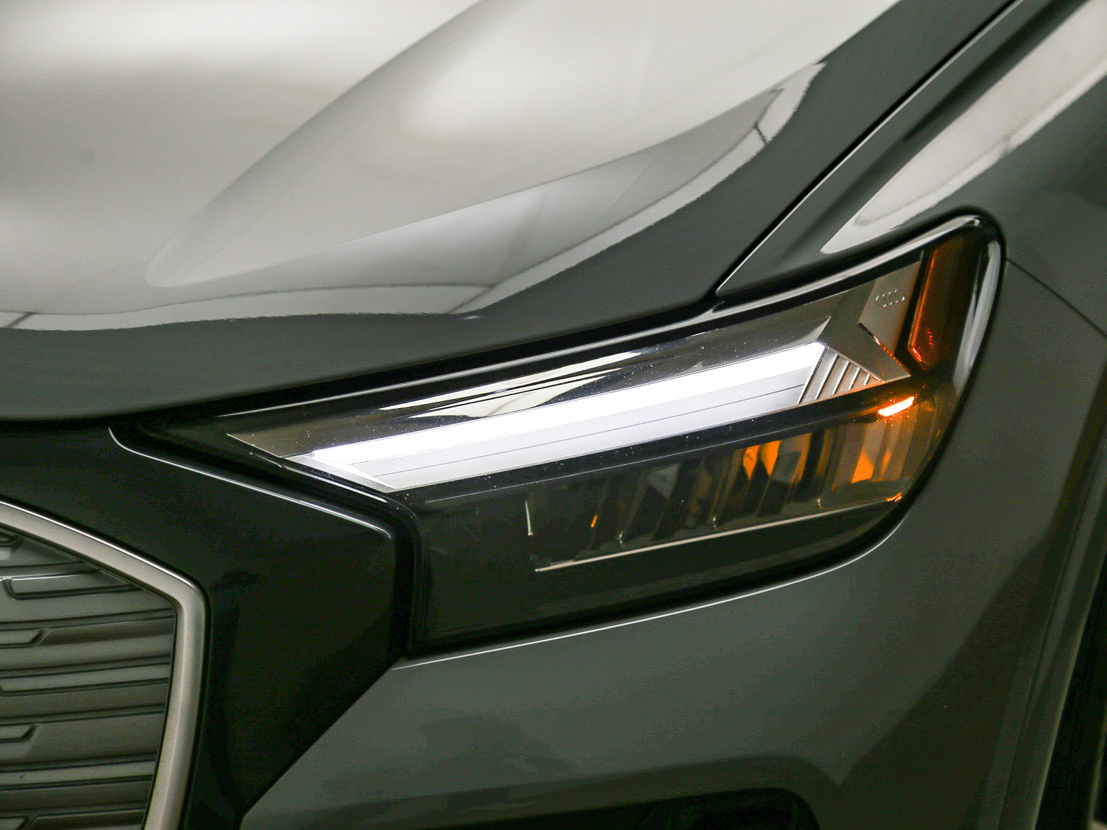 Certified 2023 Audi Q4 e-tron Premium w/ Convenience Package RWD image 8