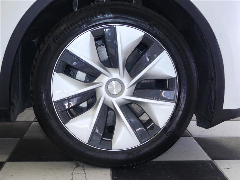 Used 2021 Tesla Model Y 2WD image 31
