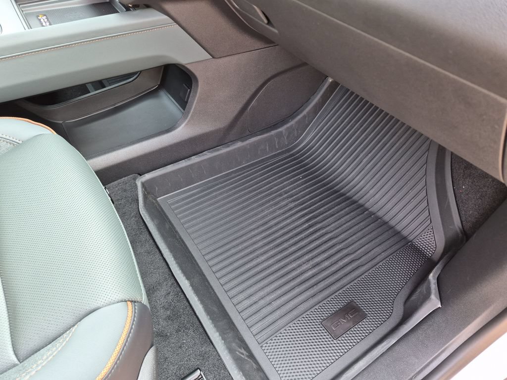 New 2027 GMC Acadia AT4 w/ Luxury Package AWD/4WD image 42