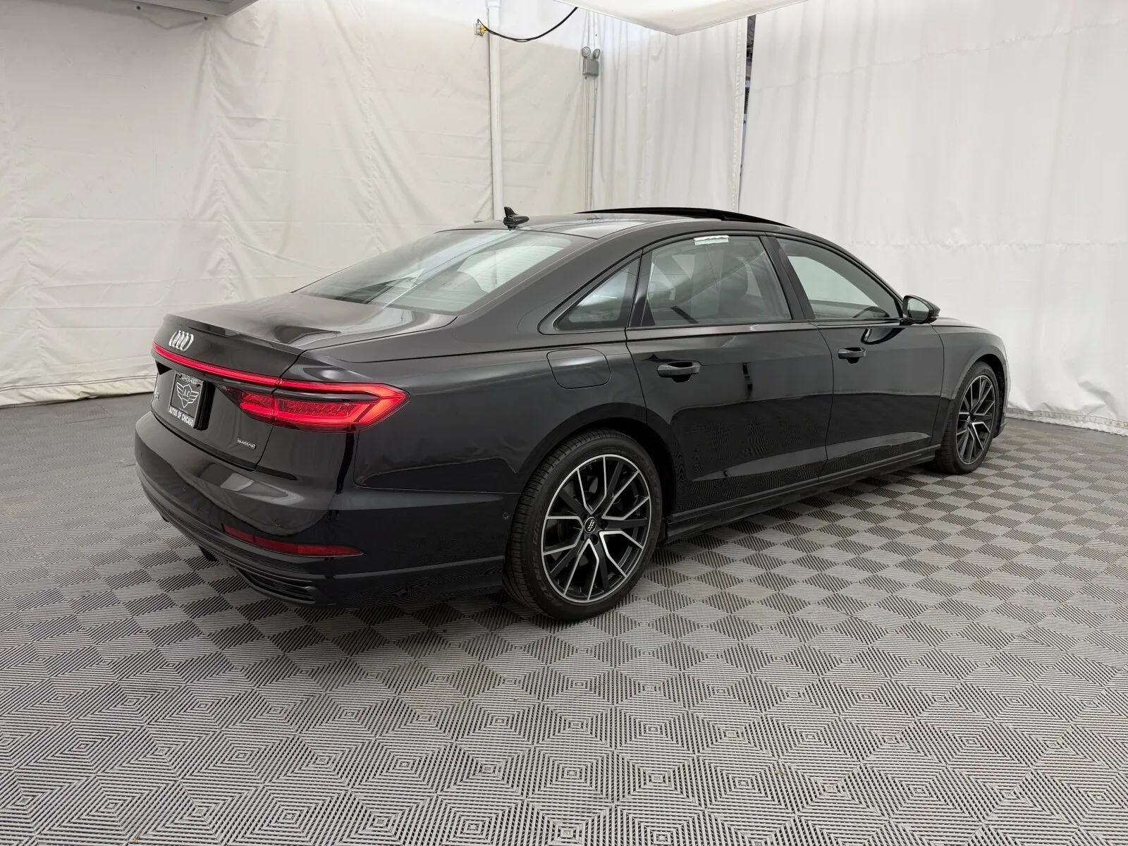 Used 2020 Audi A8 L 4.0T w/ Executive Package AWD/4WD image 5