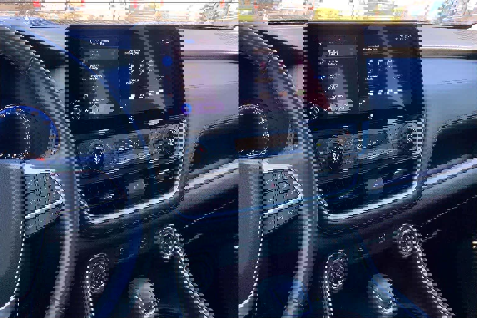 Used 2024 Toyota Grand Highlander Limited image 7