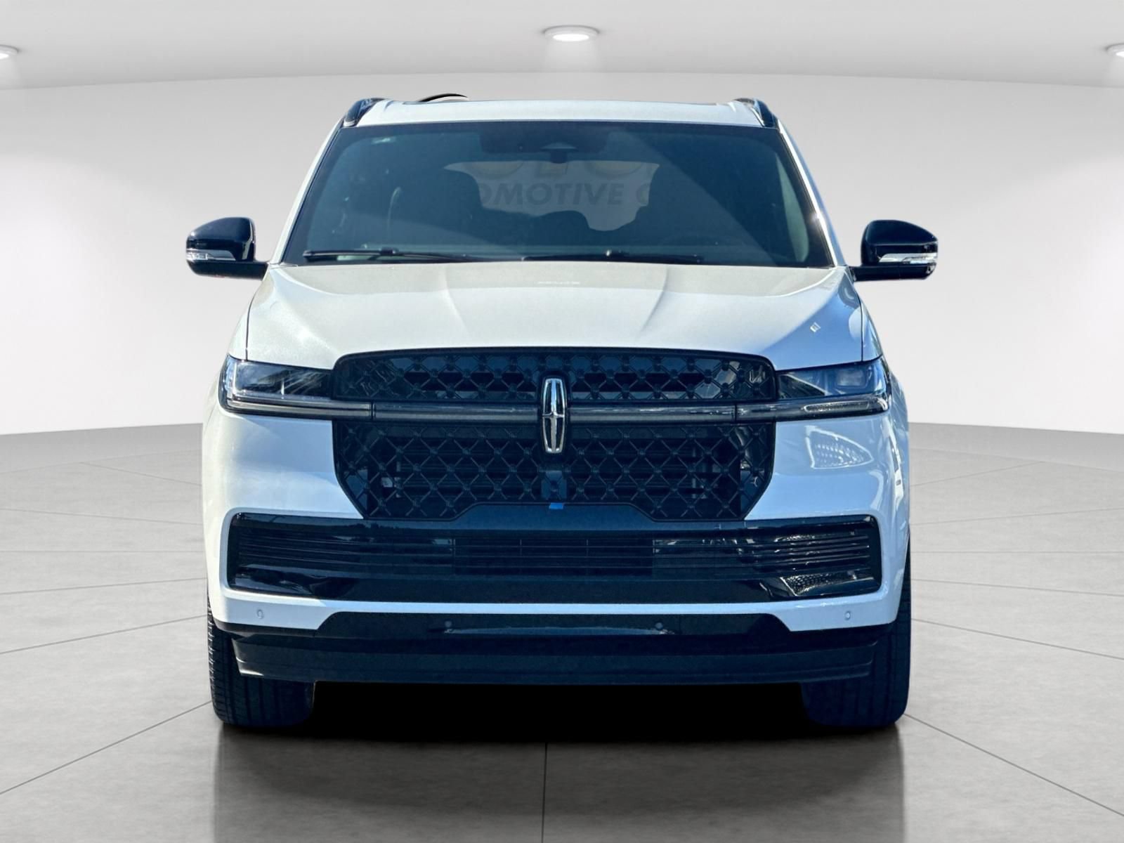 New 2026 Lincoln Navigator L Reserve w/ Jet Appearance Package AWD/4WD image 8