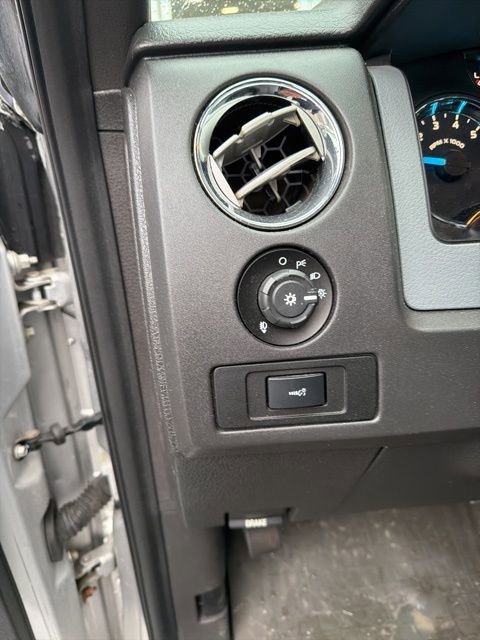 Used 2014 Ford F150 XLT w/ Equipment Group 302A Luxury image 16