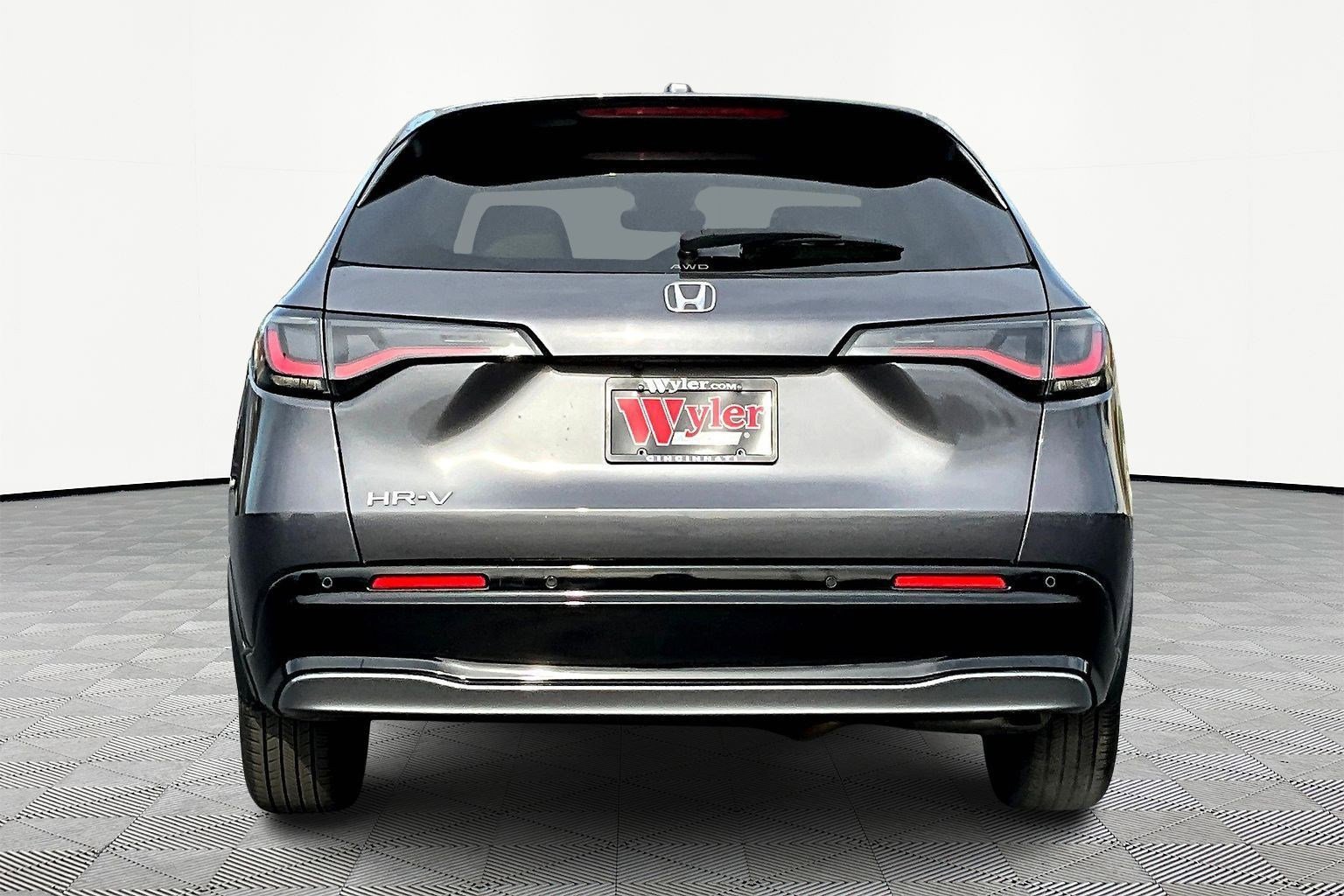 Used 2023 Honda HR-V EX-L image 5