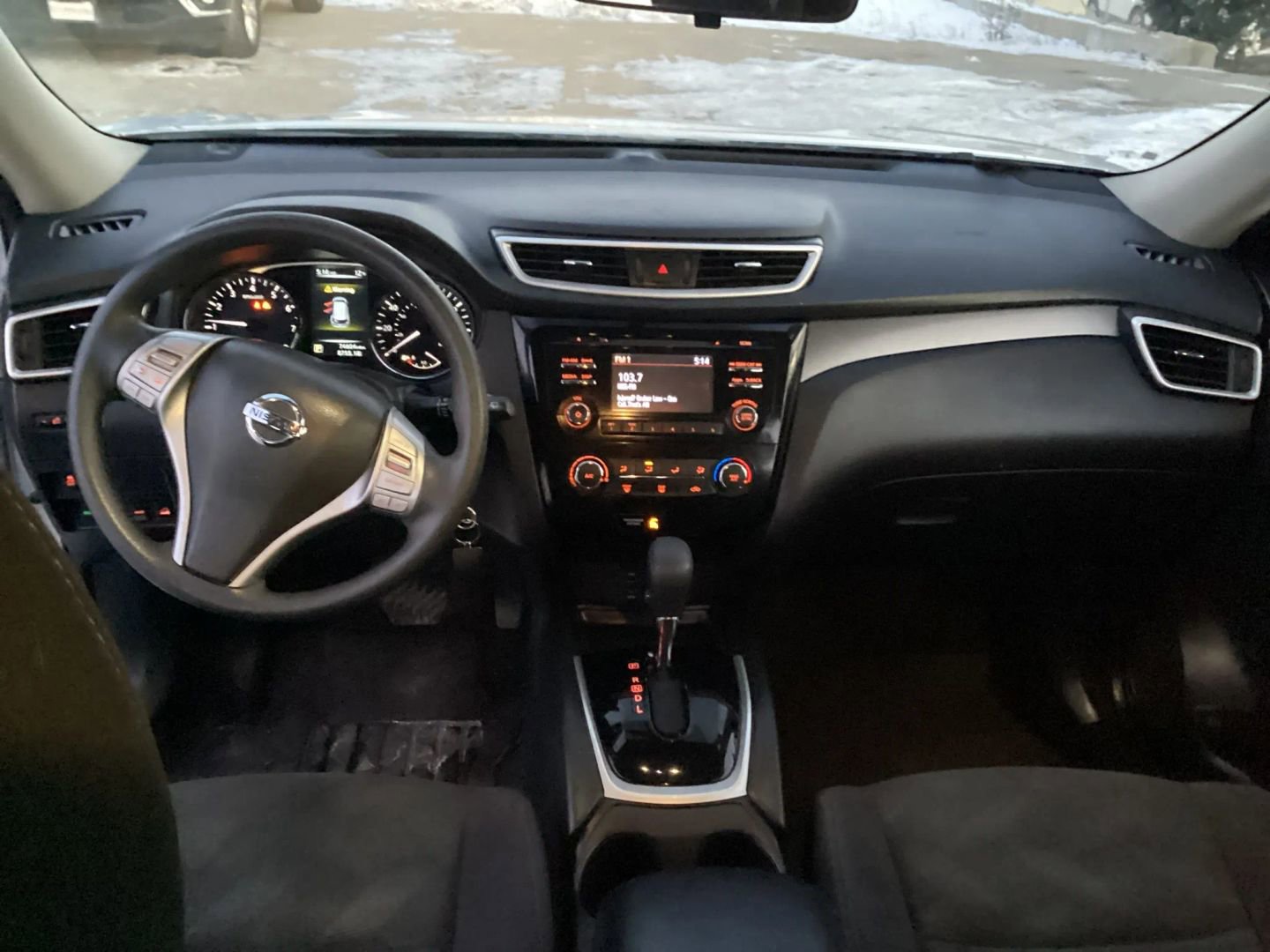 Used 2016 Nissan Rogue S image 21