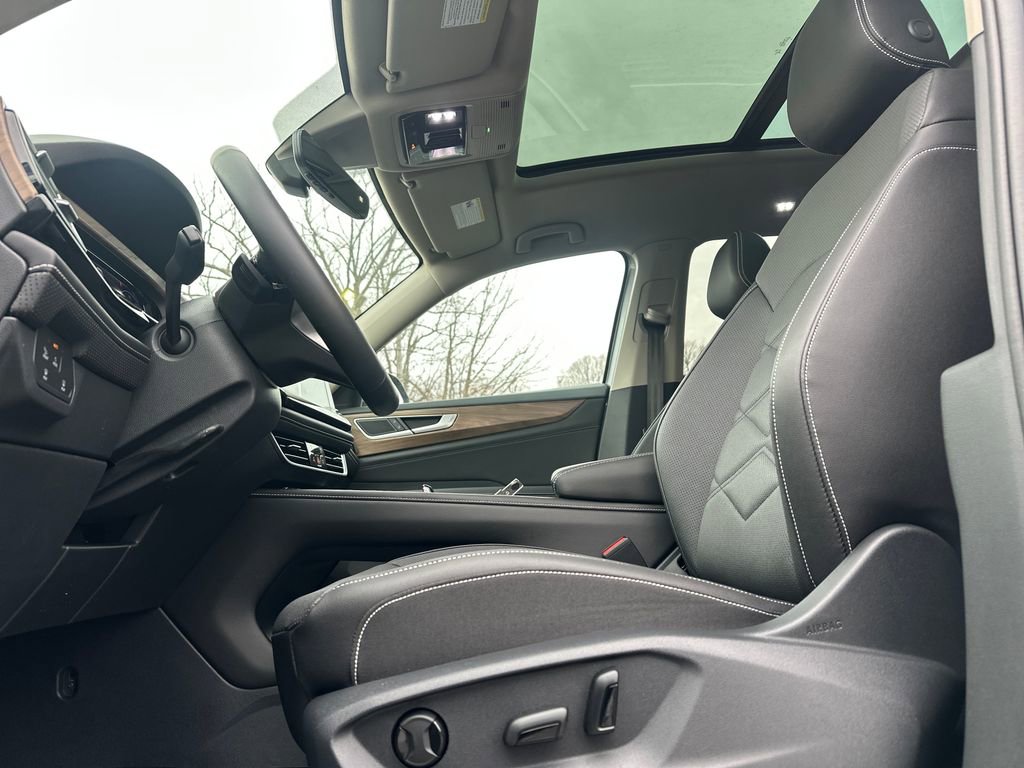 New 2026 Volkswagen Atlas SE image 3