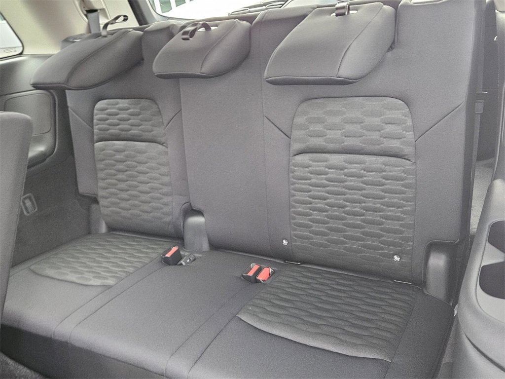 New 2025 Nissan Pathfinder SV image 7