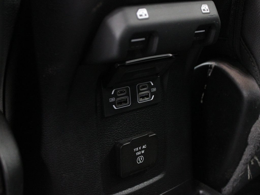 Used 2023 Jeep Wrangler Unlimited Sahara AWD/4WD image 11