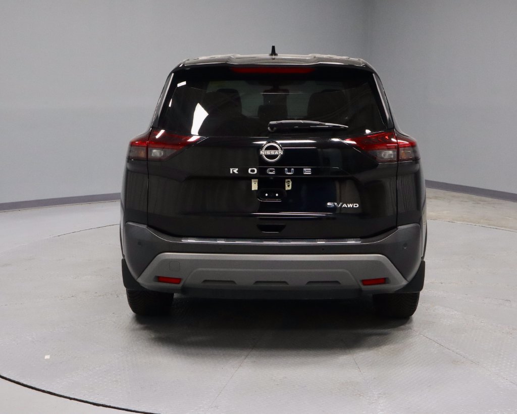 Used 2023 Nissan Rogue SV AWD/4WD image 10