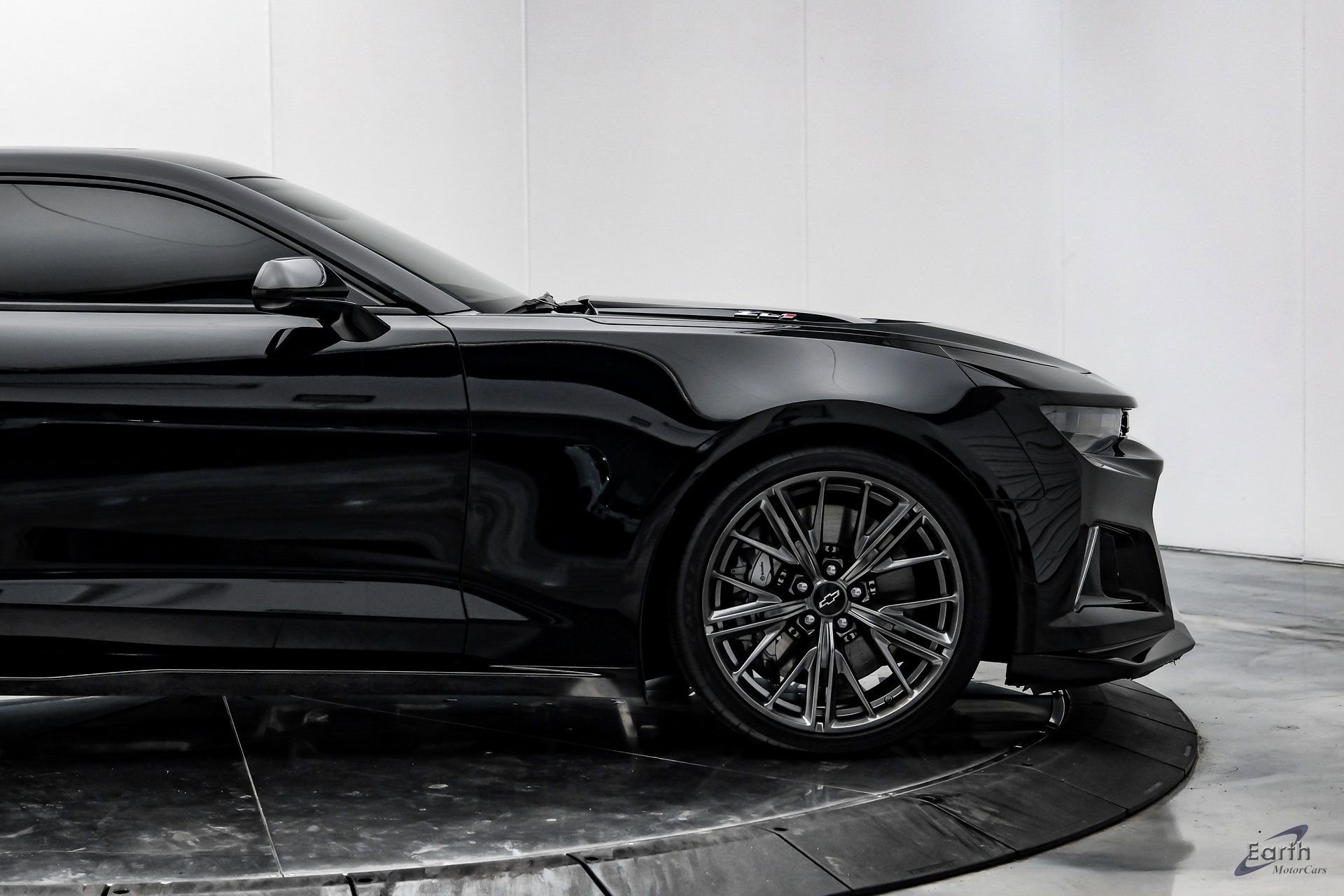 Used 2021 Chevrolet Camaro ZL1 image 21