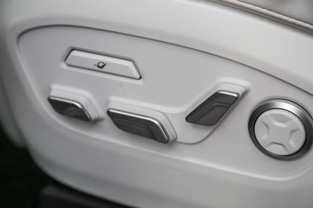 New 2026 Hyundai Ioniq 9 Limited AWD/4WD image 25