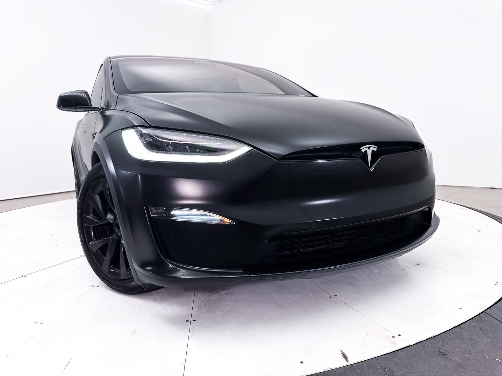 Used 2023 Tesla Model X AWD/4WD image 7