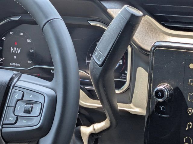 Used 2024 GMC Sierra 2500 AT4 w/ AT4 Premium Plus Package image 19