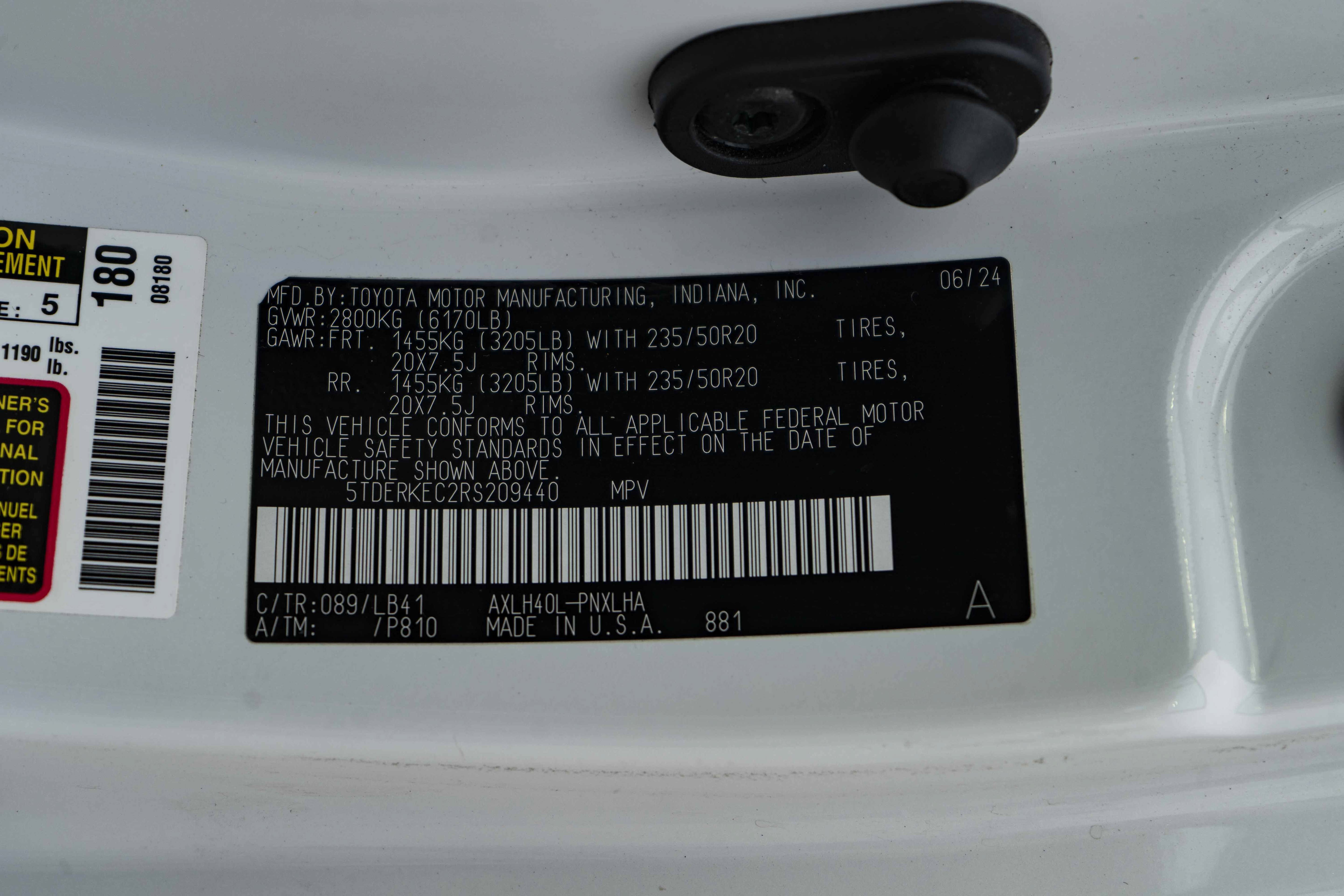 Used 2024 Toyota Sienna Platinum FWD image 52