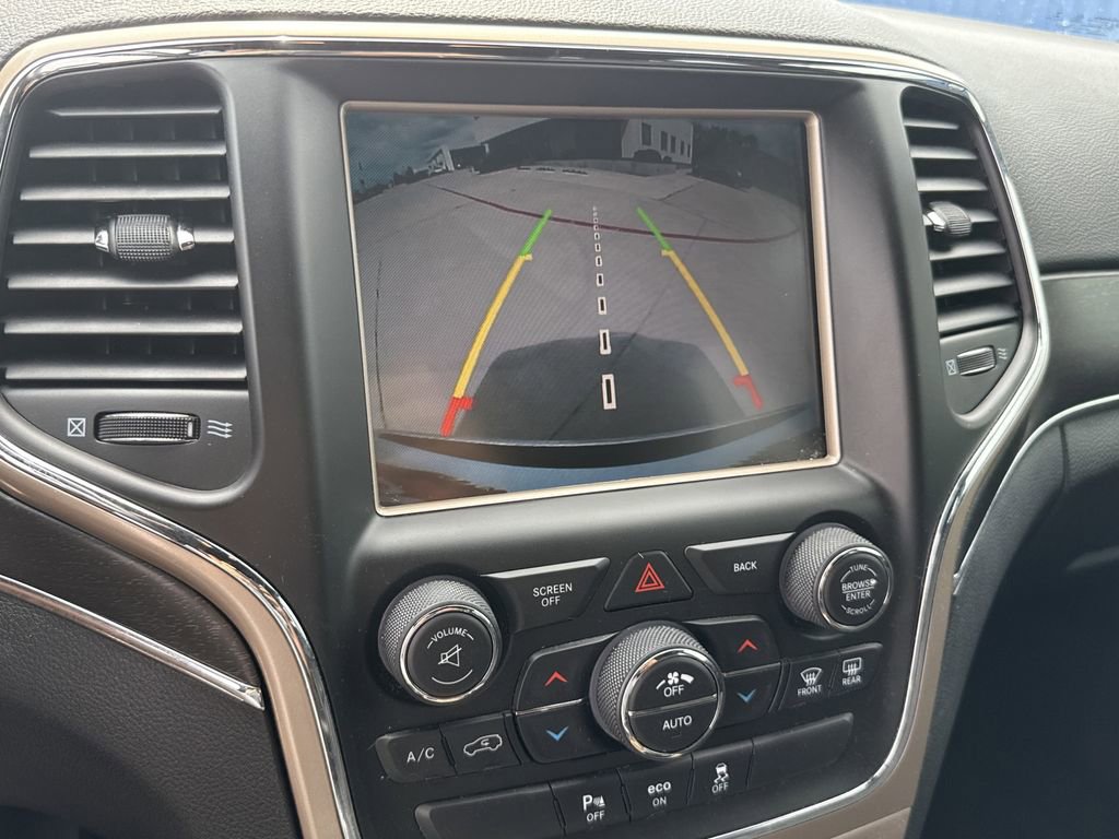 Used 2015 Jeep Grand Cherokee Limited w/ Trailer Tow Group IV image 21