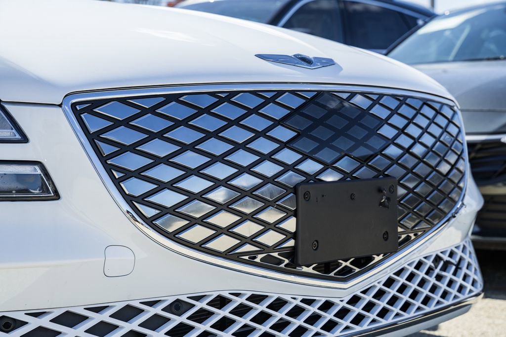 Used 2024 Genesis G80 image 10