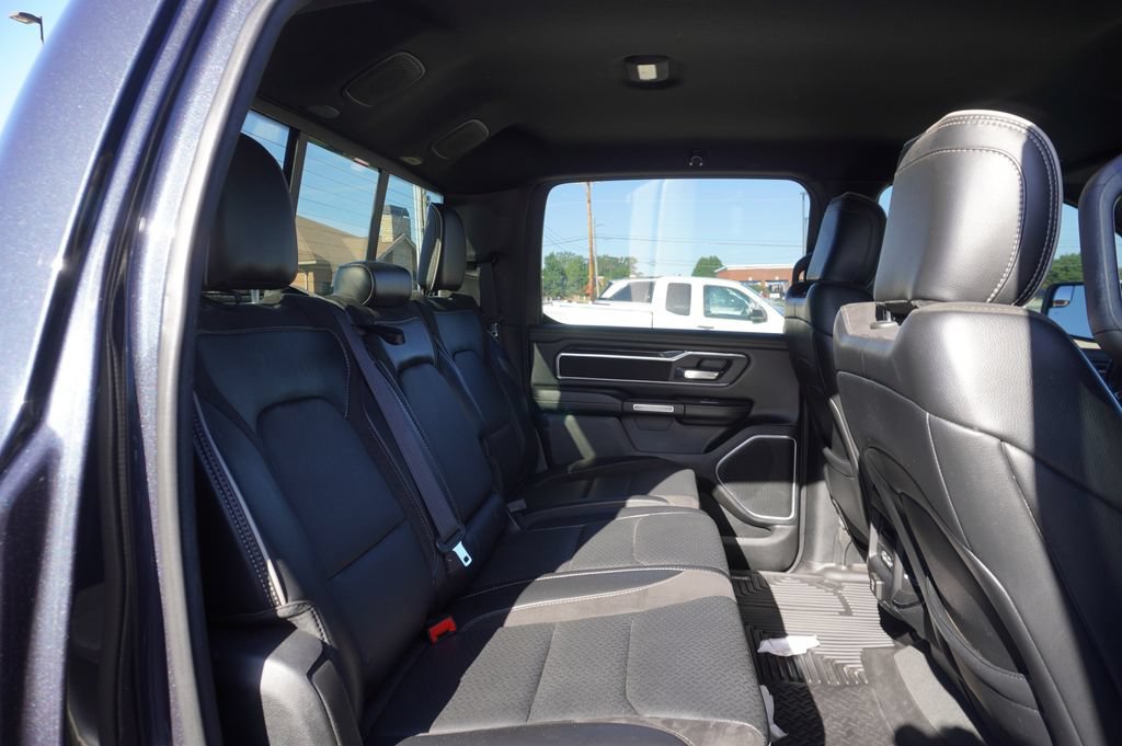Used 2019 RAM 1500 Laramie w/ Sport Appearance Package AWD/4WD image 7