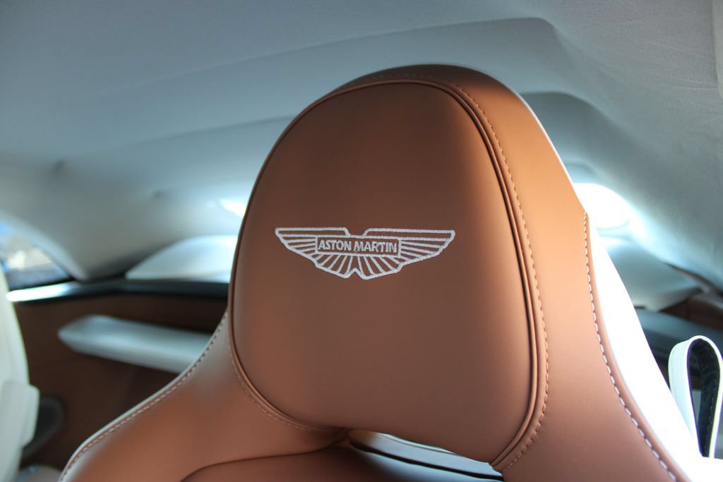 New 2026 Aston Martin Vanquish Convertible RWD image 11