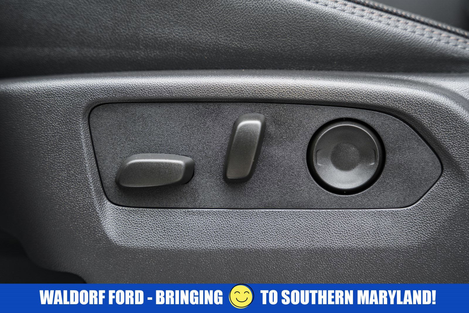 Used 2024 Chevrolet Silverado 3500 High Country w/ High Country Premium Package image 45