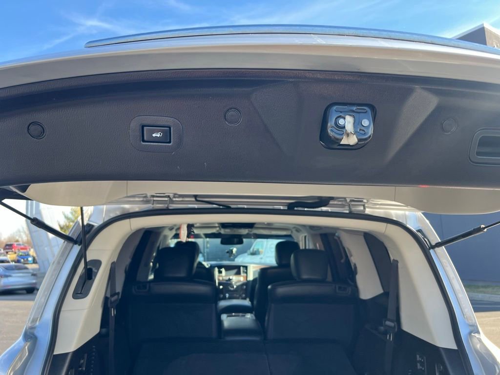 Used 2015 INFINITI QX80 Luxe w/ 22" Wheel Package image 23