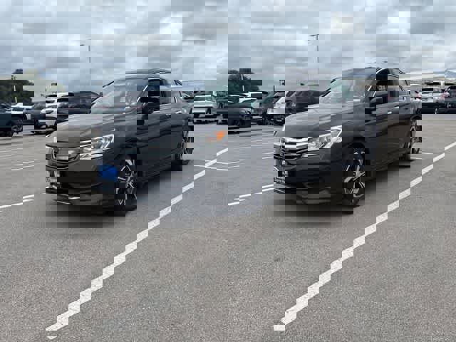 Used 2016 Honda Accord LX image 1