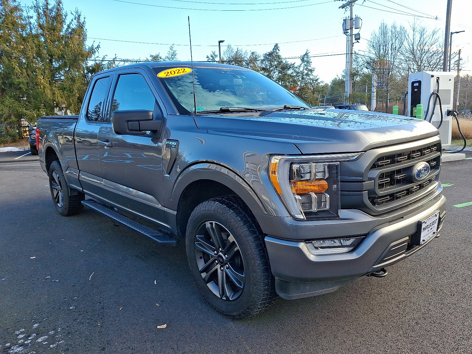 Used 2022 Ford F150 XLT w/ Equipment Group 302A High image 3