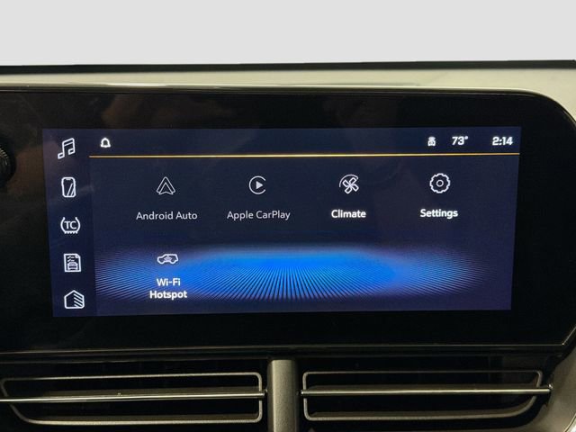 Used 2025 Chevrolet Trax RS w/ Sunroof Package image 13