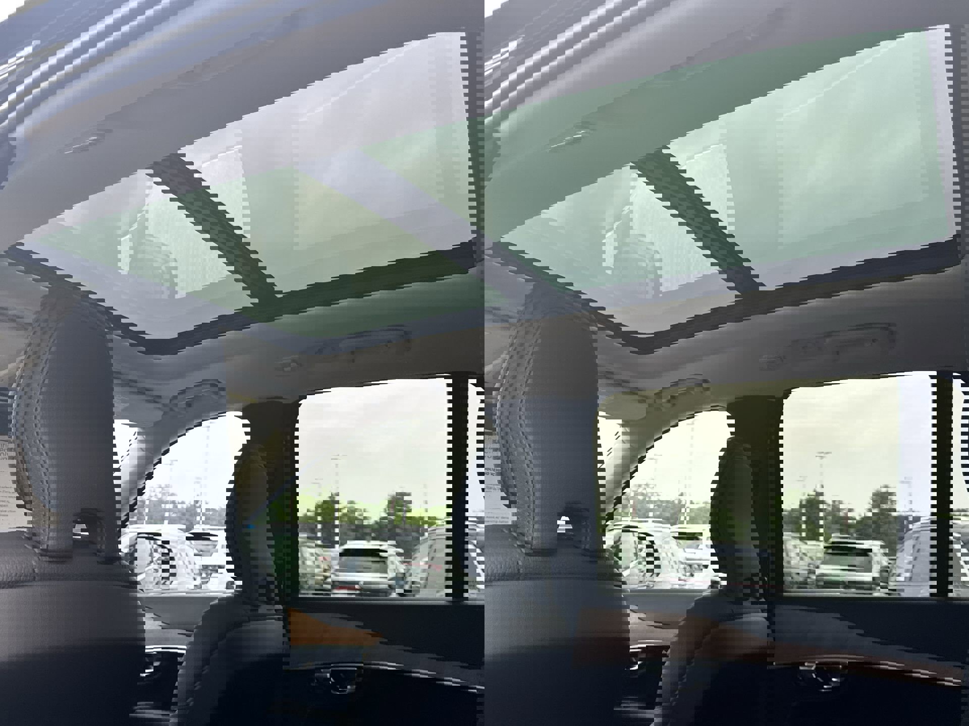 Used 2025 Volvo XC90 T8 Core w/ Protection Package Premier image 19