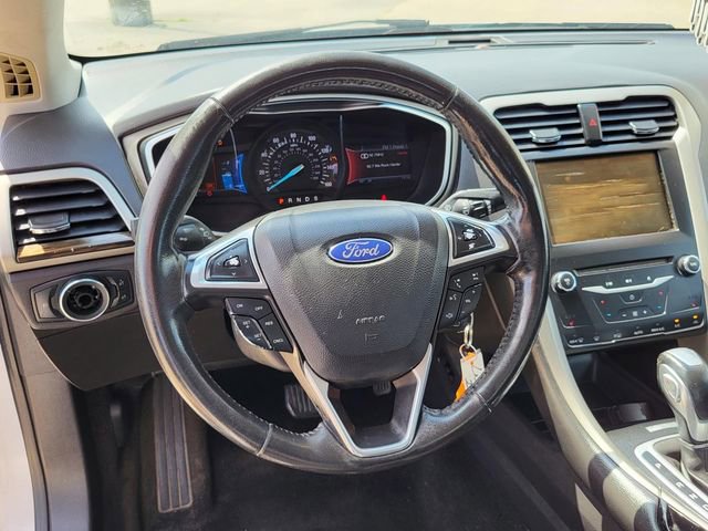 Used 2013 Ford Fusion SE image 4