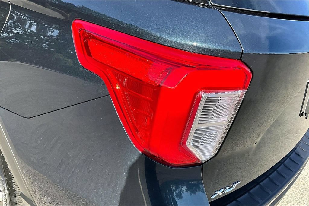Certified 2023 Ford Explorer XLT AWD/4WD image 29