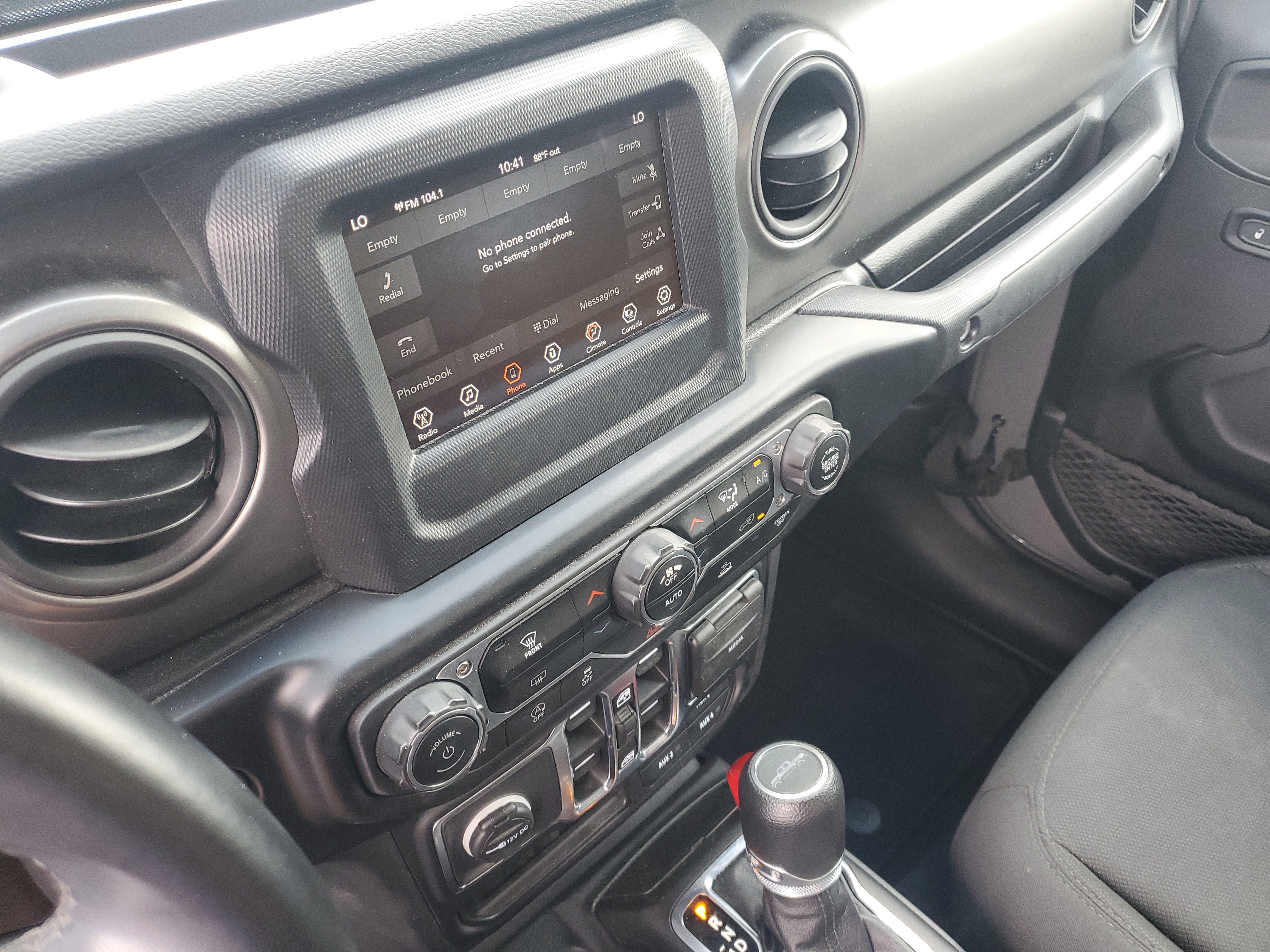 Used 2021 Jeep Gladiator Sport AWD/4WD image 19