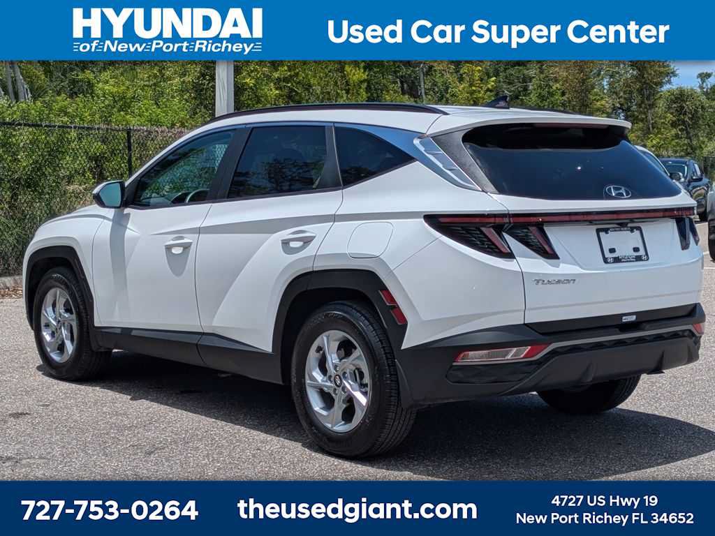 Certified 2023 Hyundai Tucson SEL w/ Winter Package FWD image 3