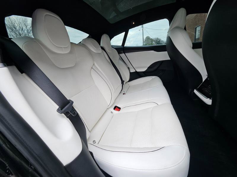 Used 2022 Tesla Model S Plaid image 59