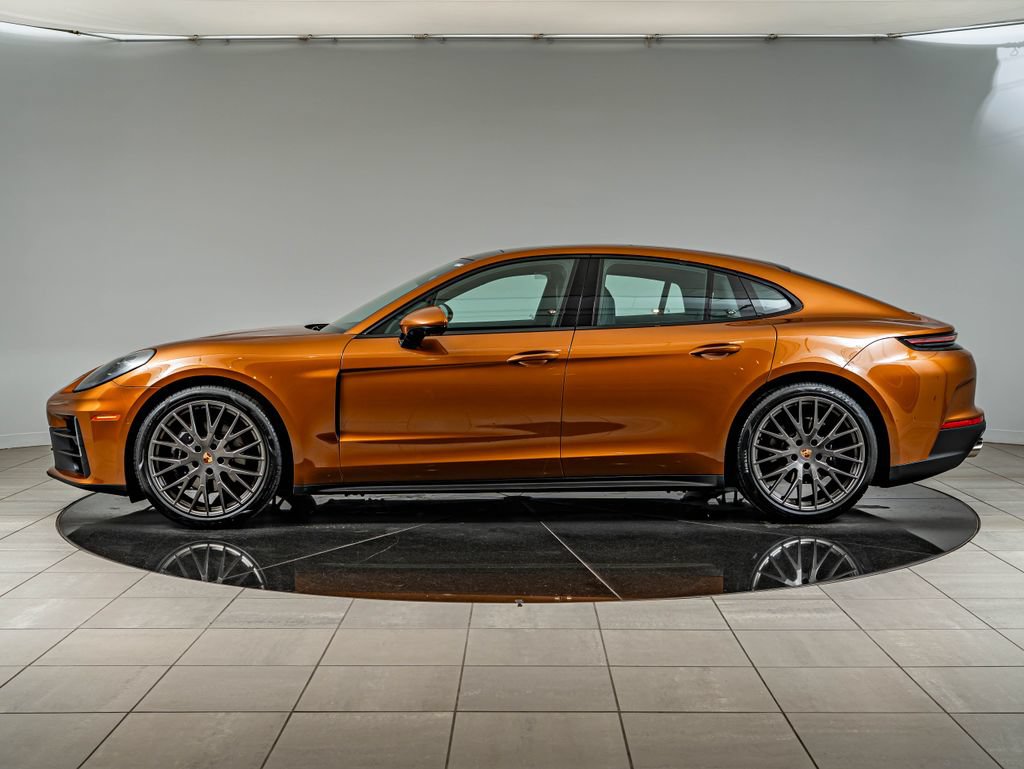 Certified 2024 Porsche Panamera 4 AWD/4WD image 2