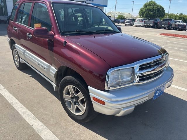 Used 2002 Chevrolet Tracker LT AWD/4WD image 1