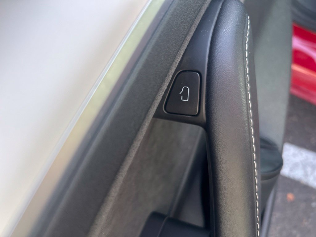 Used 2022 Tesla Model 3 Performance AWD/4WD image 11