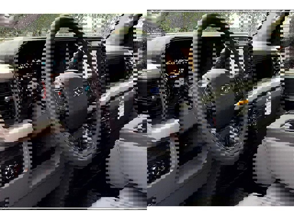 New 2026 Ford F250 XL w/ XL Off-Road Package image 5