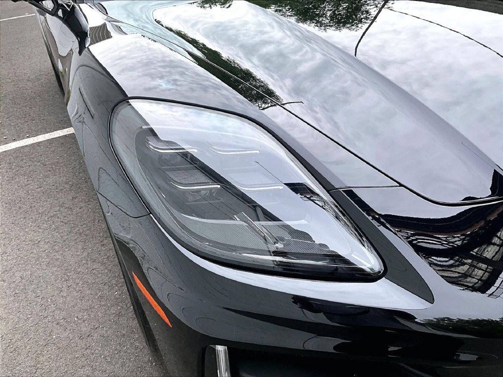 Certified 2025 Porsche Panamera 4 AWD/4WD image 29