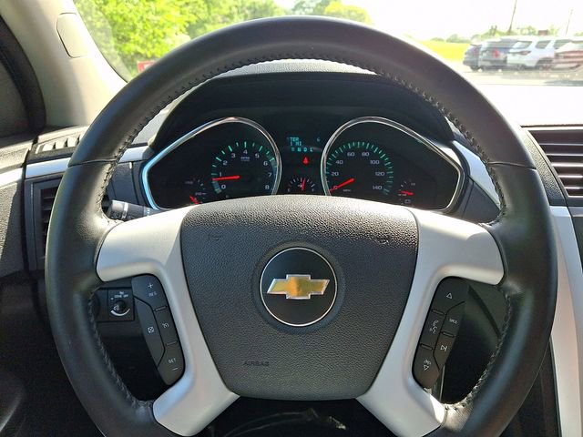 Used 2011 Chevrolet Traverse LT w/ Personal Connectivity Package FWD image 17