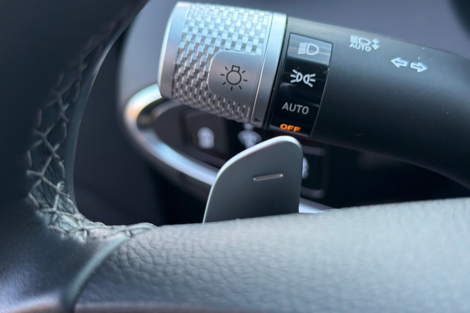 Used 2025 Genesis GV70 2.5T image 35