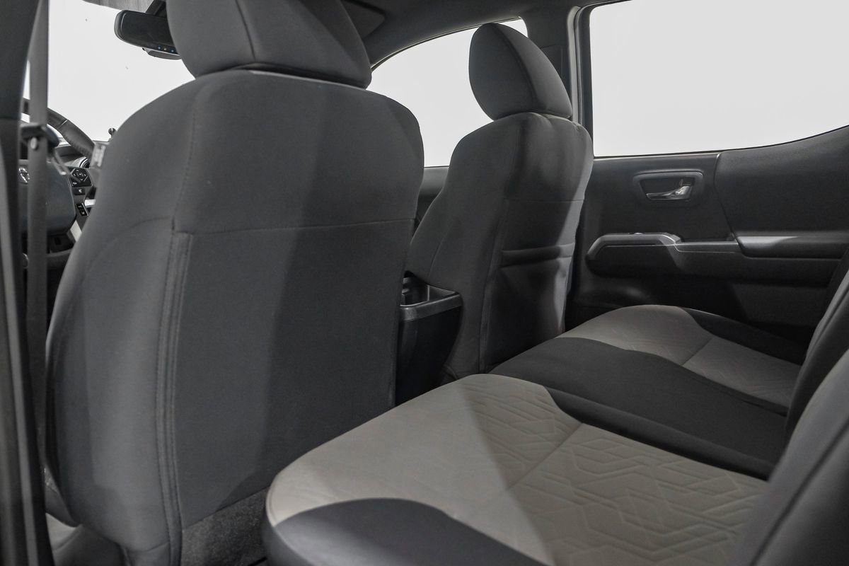 Used 2020 Toyota Tacoma TRD Off-Road w/ Advanced Technology Package image 35