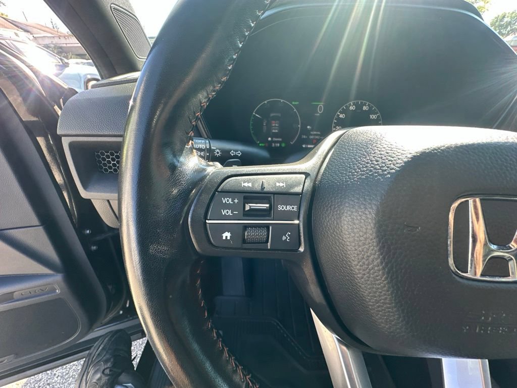 Used 2025 Honda CR-V Sport image 14