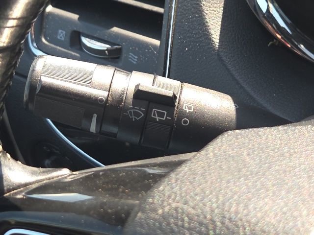 Used 2016 Dodge Grand Caravan SE FWD image 35