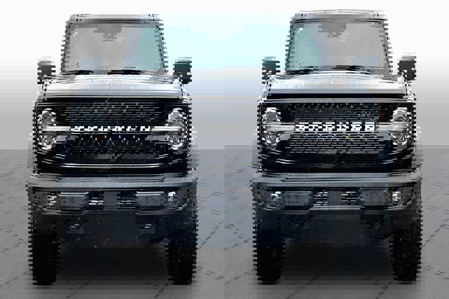 Used 2025 Ford Bronco Outer Banks image 4