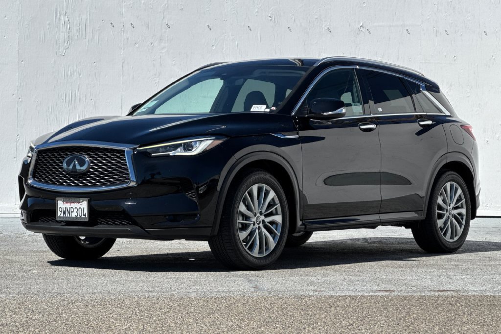 Certified 2024 INFINITI QX50 Luxe w/ Cargo Package AWD/4WD image 7