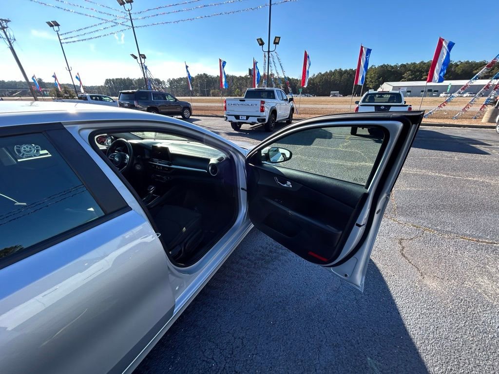 Used 2019 Kia Forte LXS image 22